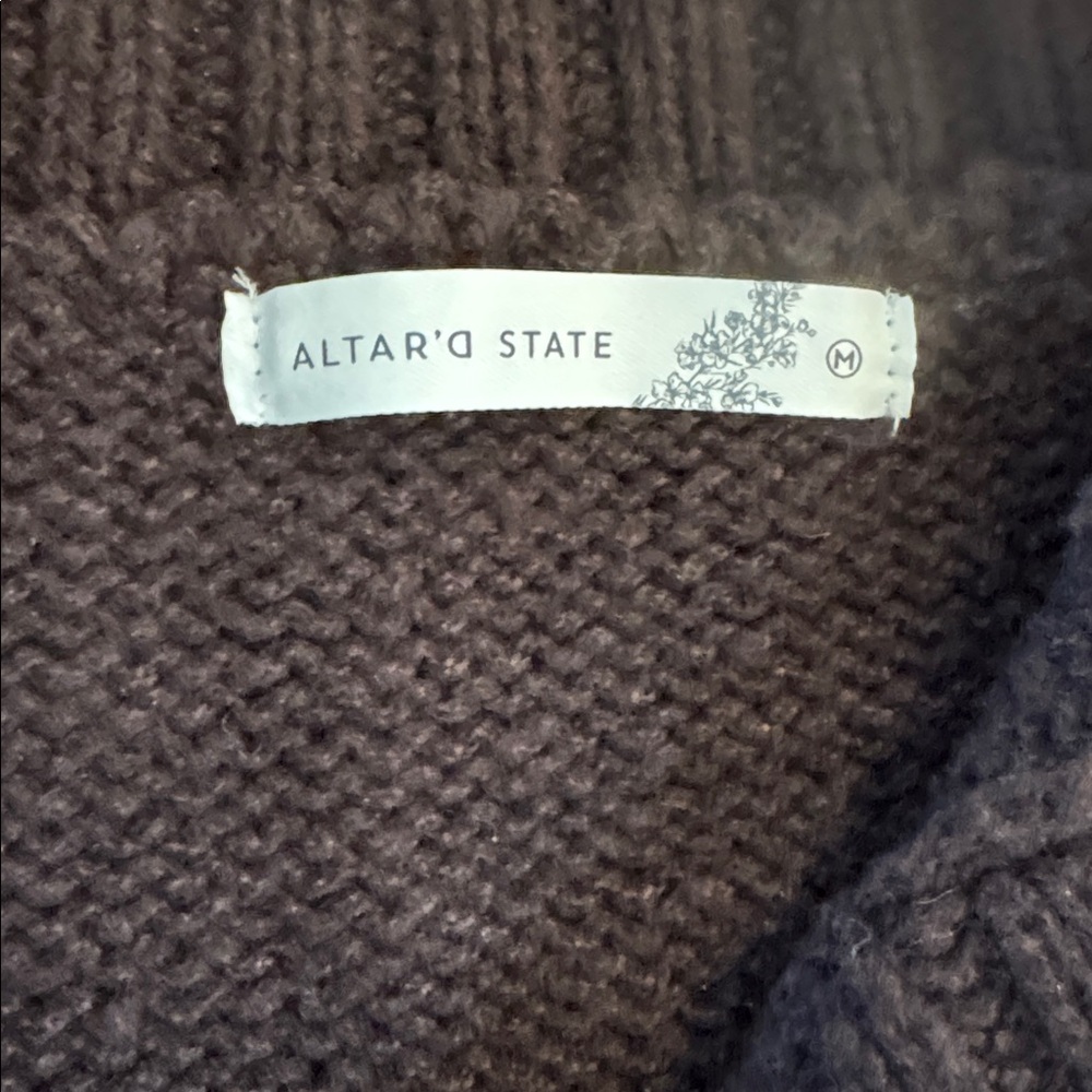 Altar’d State sweater - Picture 3 of 4